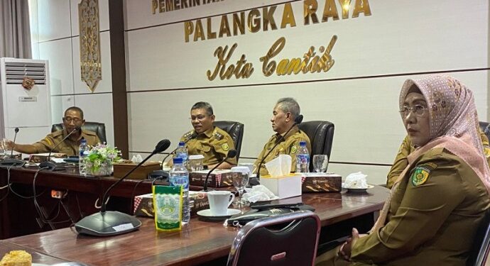 Suasana rapat koordinasi pengendalian Inflasi tahun 2025, Senin (6/1/2025). (Foto: Ist)