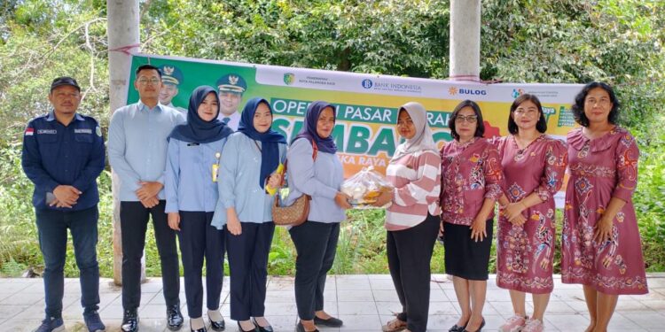 DPKUKMP menggelar operasi pasar murah di Kelurahan Tanjung Pinang