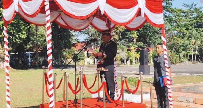Bupati Kapuas H M Wiyatno menjadi pembina upacara peringatan Hari Otonomi Daerah ke 29 Tahun 2025.