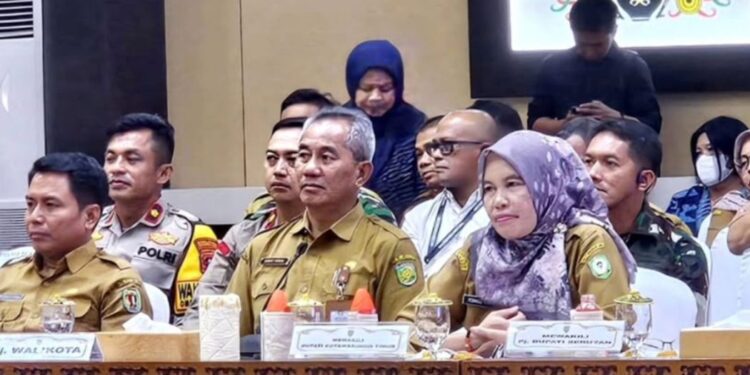 Pj Sekda Kota Palangka Raya, Arbert Tombak