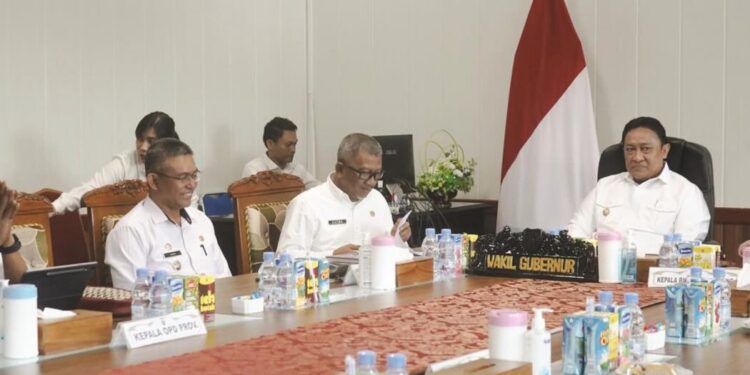 Pj Wali Kota saat menghadiri rapat perencanaan pembangunan Rumah Sakit atau Loka Rehabilitasi Narkotika