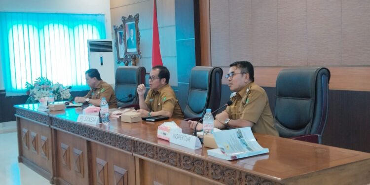 Pemerintah Kabupaten Barito Timur menggelar Rapat Evaluasi Pelaksanaan Tindak Lanjut Hasil Pemeriksaan (TLHP) atas Laporan Keuangan Pemerintah Daerah (LKPD) Tahun Anggaran 2024