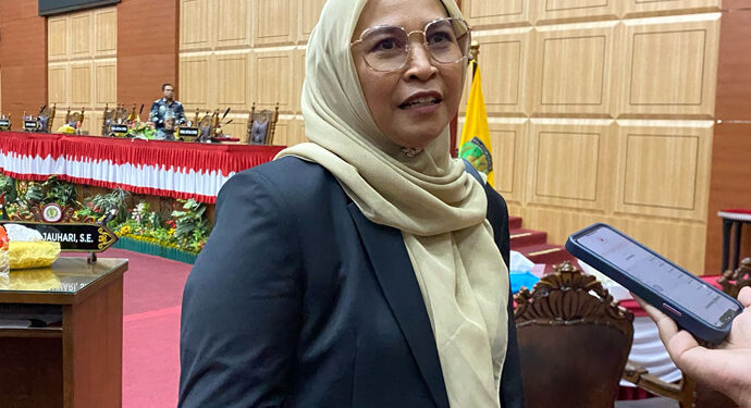 Ketua Komisi I DPRD Kota Palangka Raya, Hj. Mukarramah
