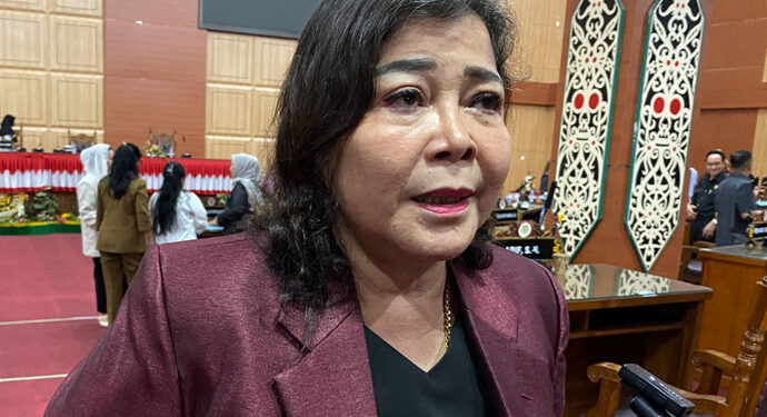Wakil Ketua II DPRD Kota Palangka Raya, Nenie Adriati Lambung