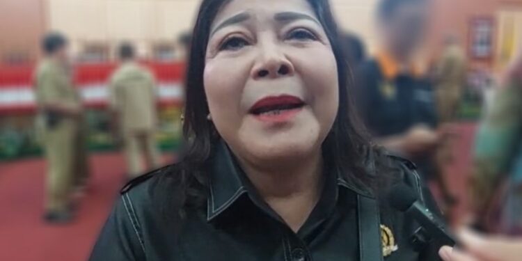 Wakil Ketua II DPRD Palangka Raya, Nenie A. Lambung.