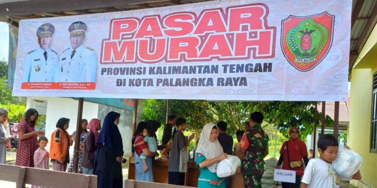 Suasana Pasar Murah di Palangka Raya