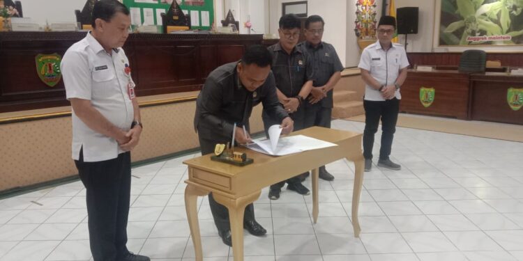 Penetapan 20 Raperda saat Rapat Paripurna I masa sidang III Tahun 2025. Rabu, (11/6/2025).