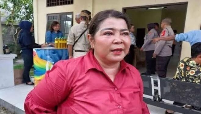 Wakil Ketua II DPRD Kota Palangka Raya, Nenie Adriati Lambung.