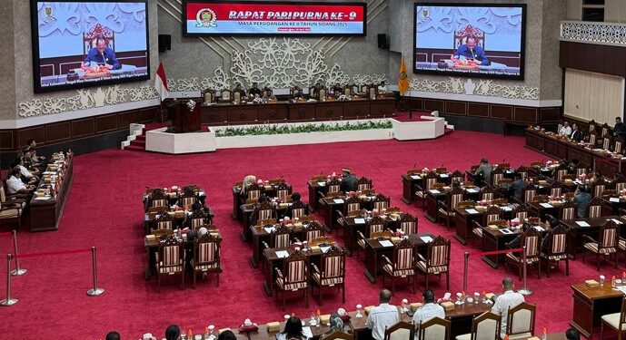 Rapat Paripurna ke-9 DPRD Provinsi Kalimantan Tengah