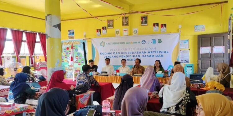 Dinas Pendidikan Kabupaten menggelar pelatihan koding dan kecerdasan artifisial (AI) bagi guru.