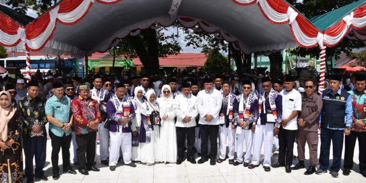 Ketua DPRD Kapuas, Ardiansah hadiri pelepasan JCH Kapuas ke Tanah Suci.