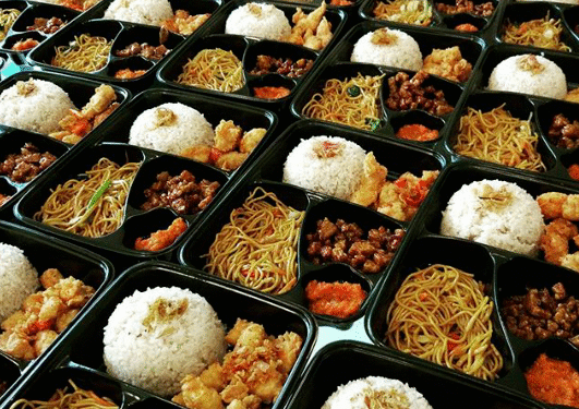 Ilustrasi Makanan Katering