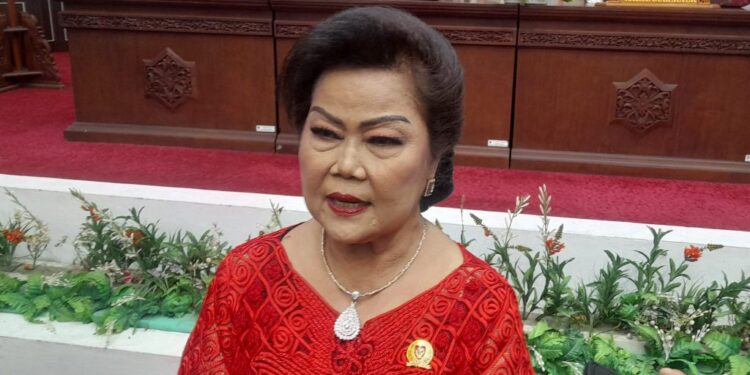 Anggota DPRD Provinsi Kalteng, Nyelong Inga Simon